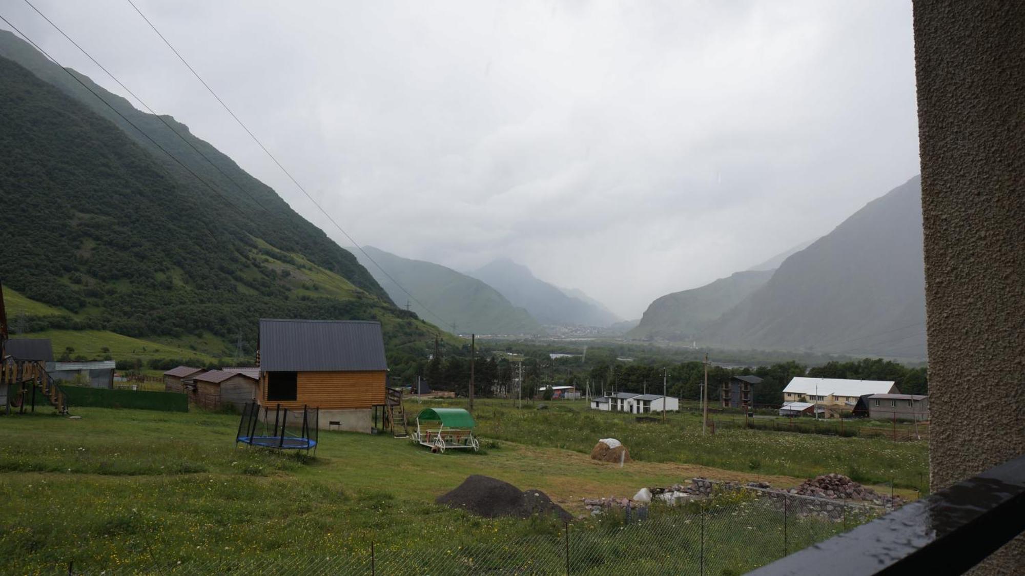 Arte In Kazbegi Hotel Eksteriør billede