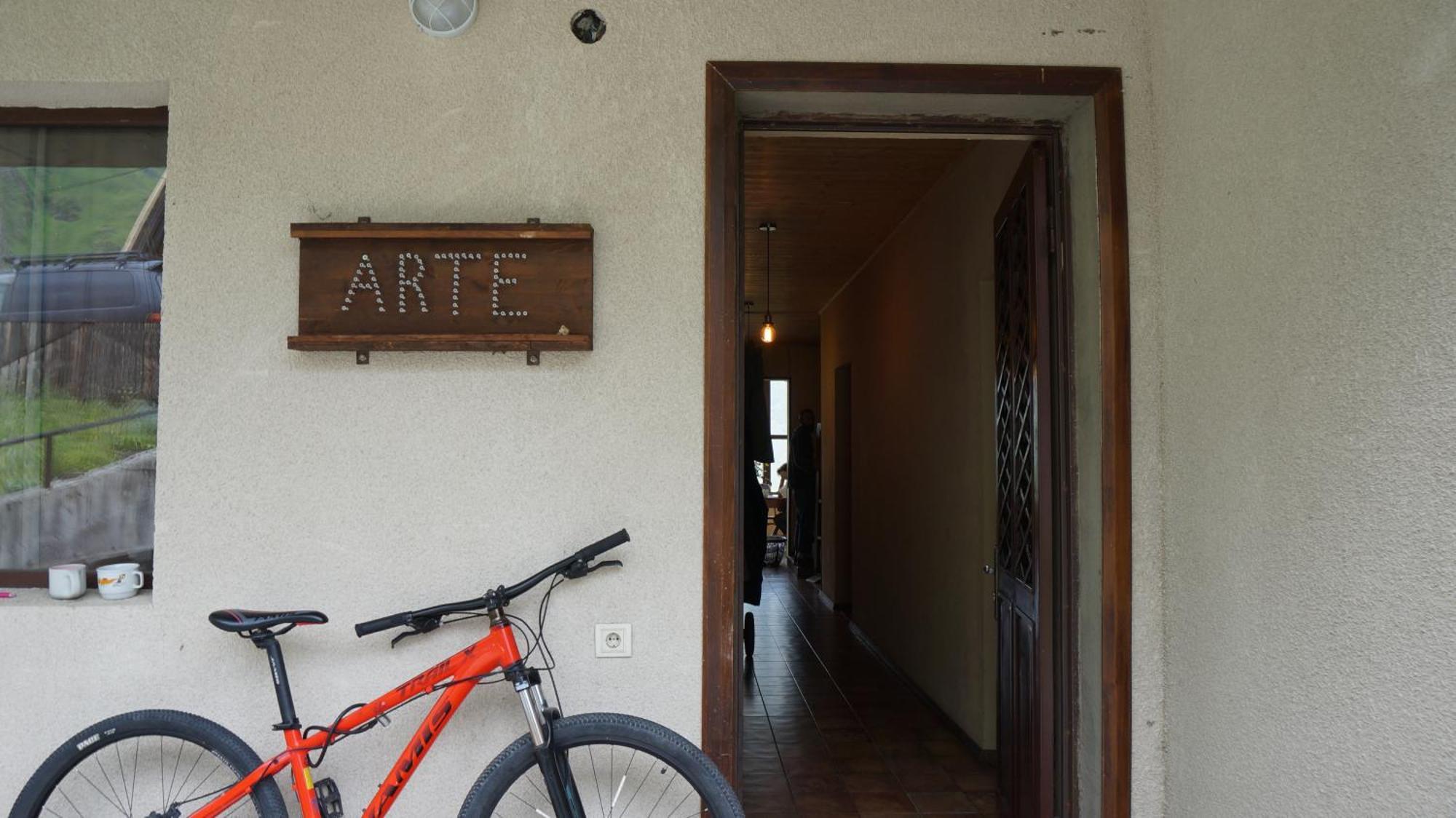 Arte In Kazbegi Hotel Eksteriør billede