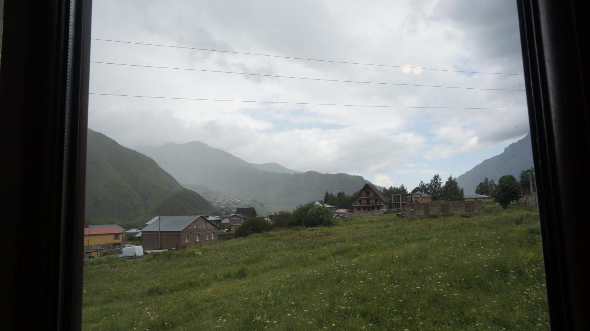 Arte In Kazbegi Hotel Eksteriør billede