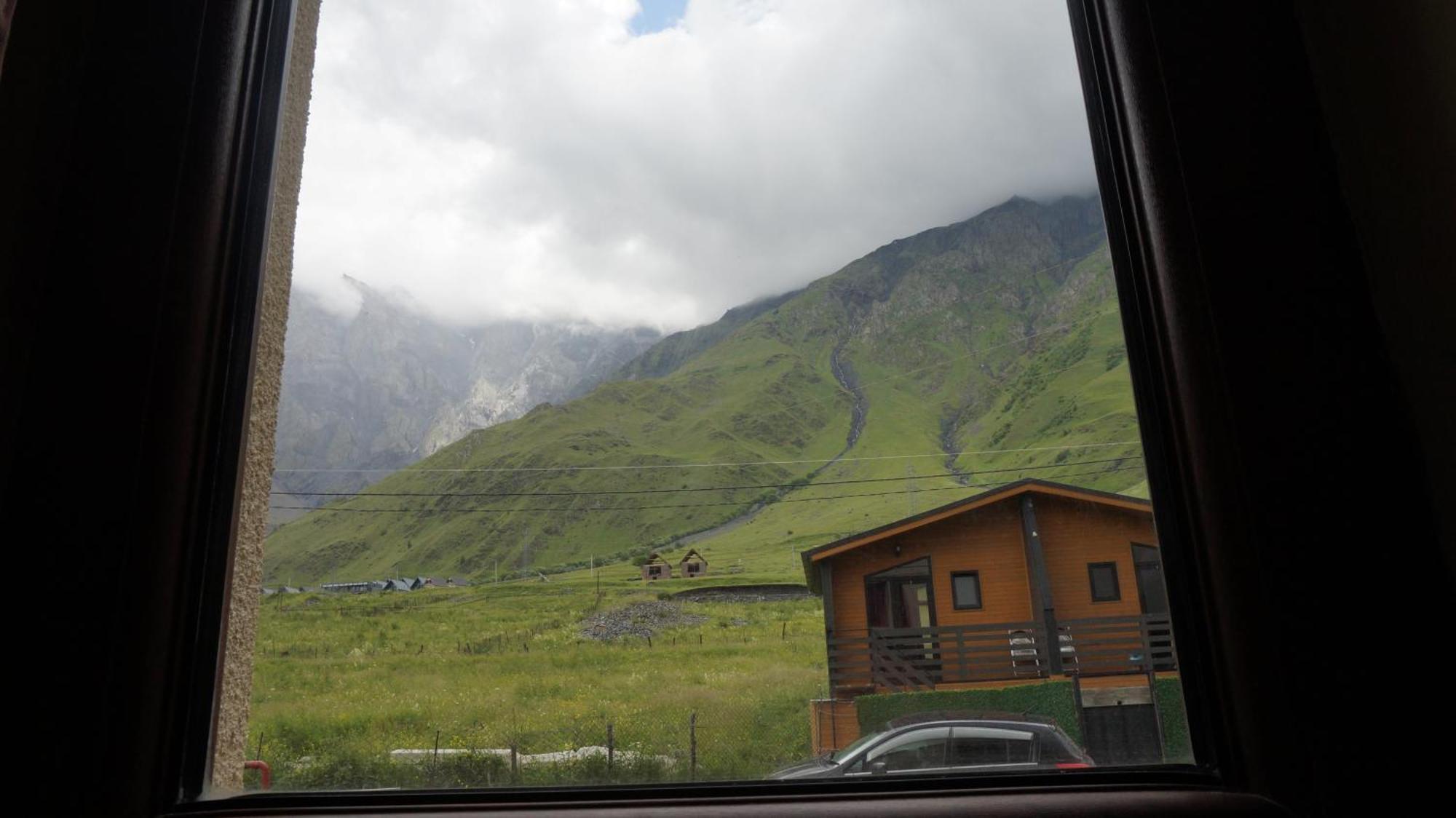 Arte In Kazbegi Hotel Eksteriør billede