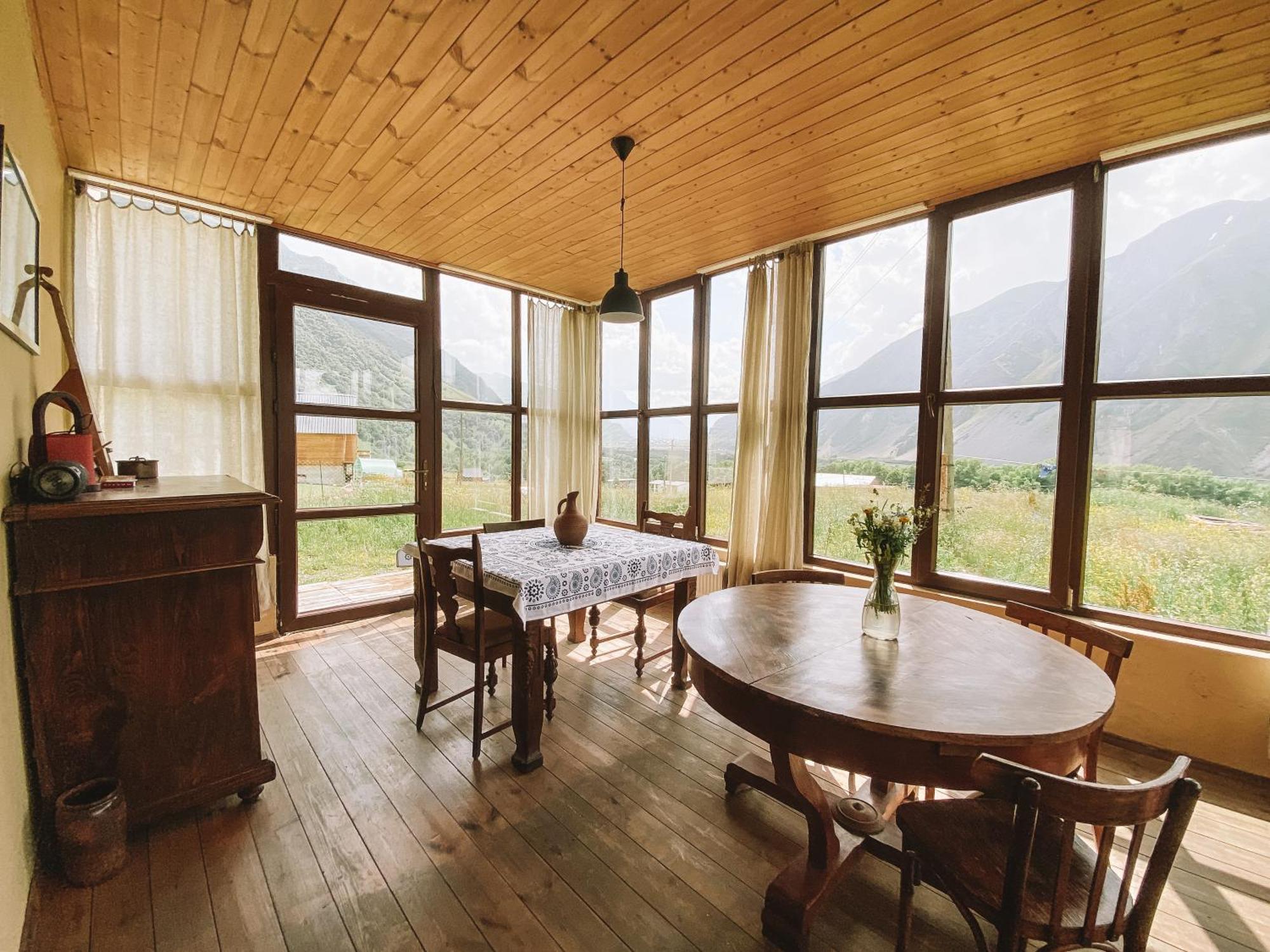Arte In Kazbegi Hotel Eksteriør billede