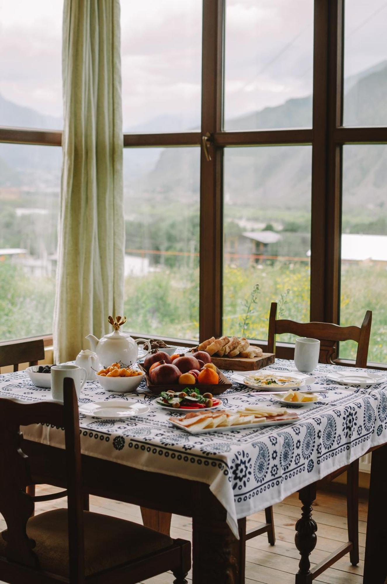Arte In Kazbegi Hotel Eksteriør billede