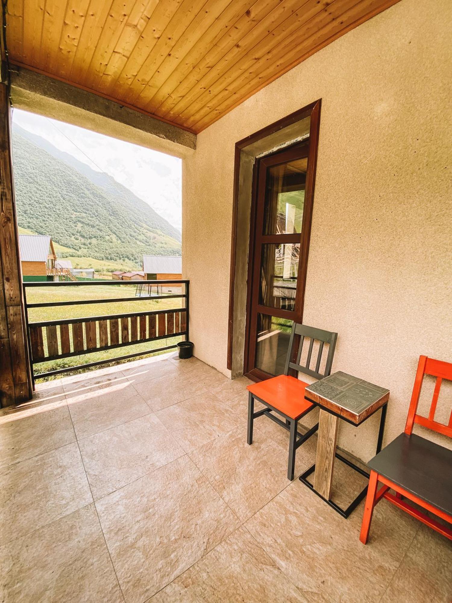 Arte In Kazbegi Hotel Eksteriør billede